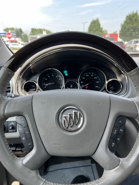 2017 Buick Enclave Image 18