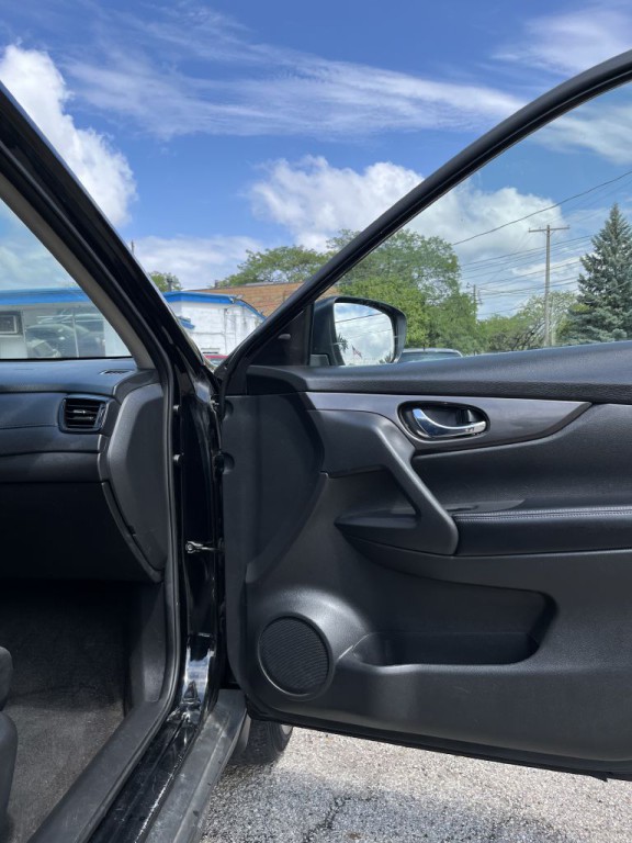 2019 Nissan Rogue Image 9