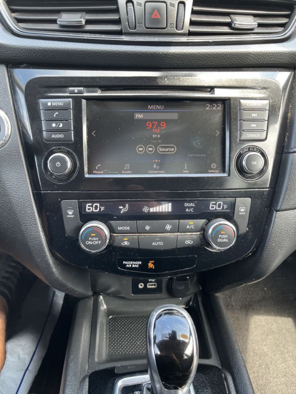 2019 Nissan Rogue Image 13