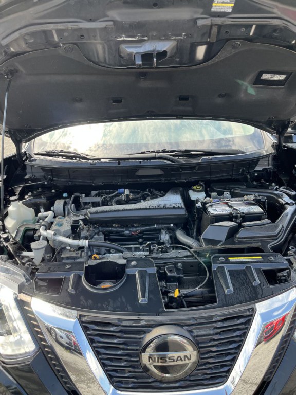 2019 Nissan Rogue Image 16