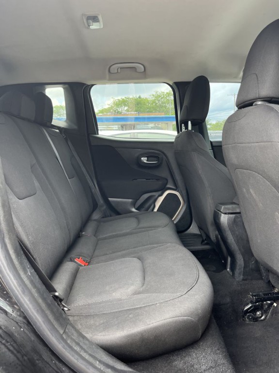 2017 Jeep Renegade Image 9