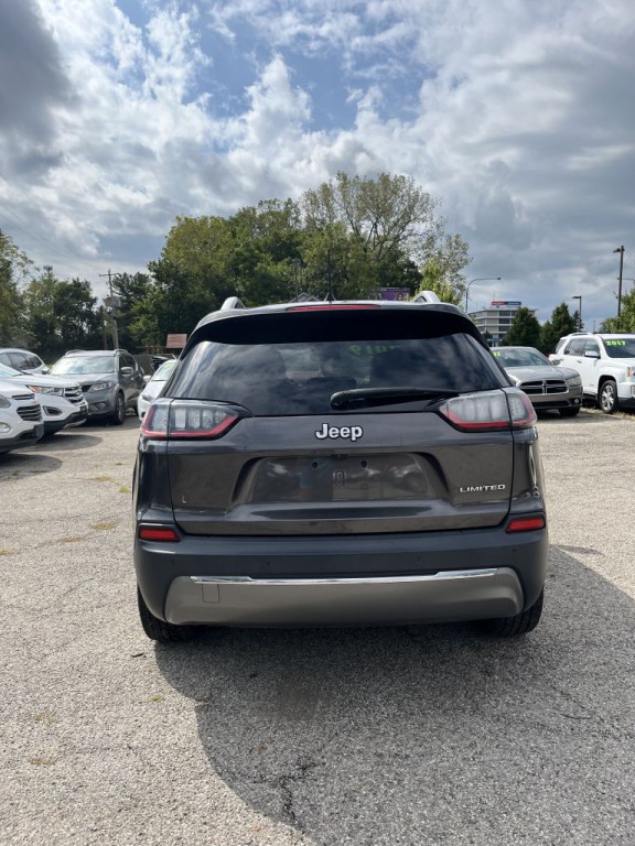 2019 Jeep Cherokee Image 5