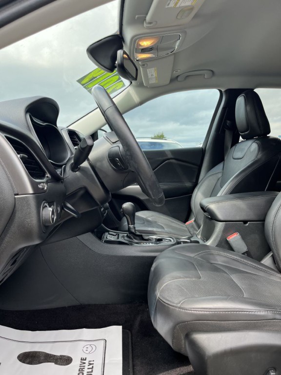 2019 Jeep Cherokee Image 15