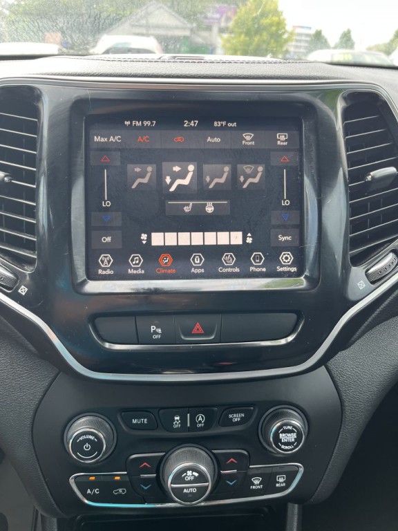 2019 Jeep Cherokee Image 16