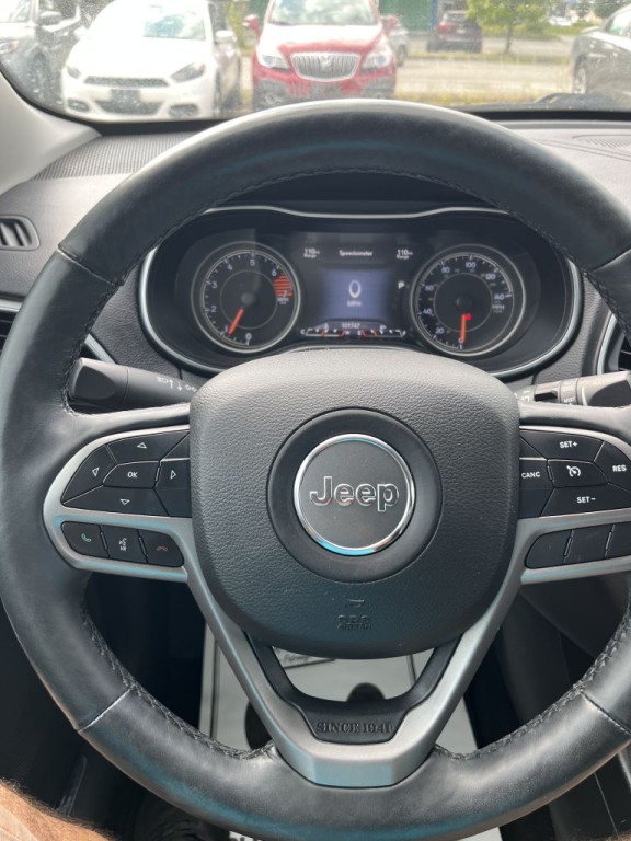 2019 Jeep Cherokee Image 18