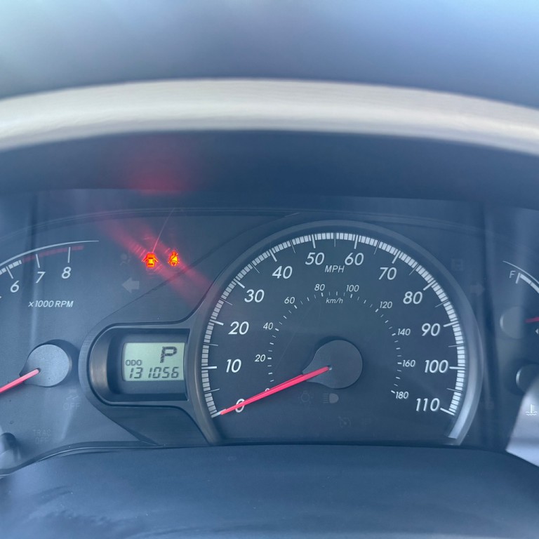 2013 Toyota Sienna Image 22