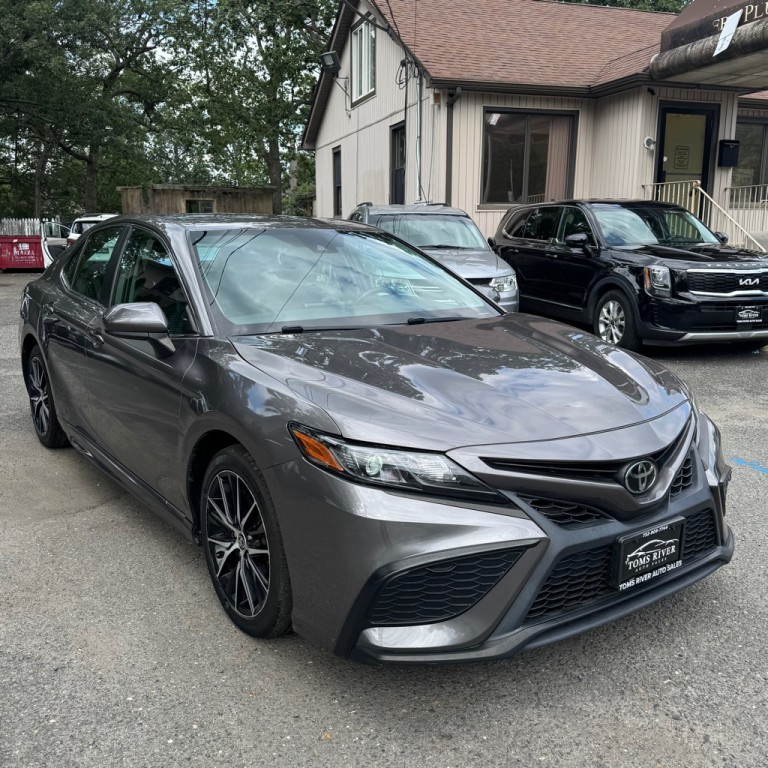 2021 Toyota Camry Image 8