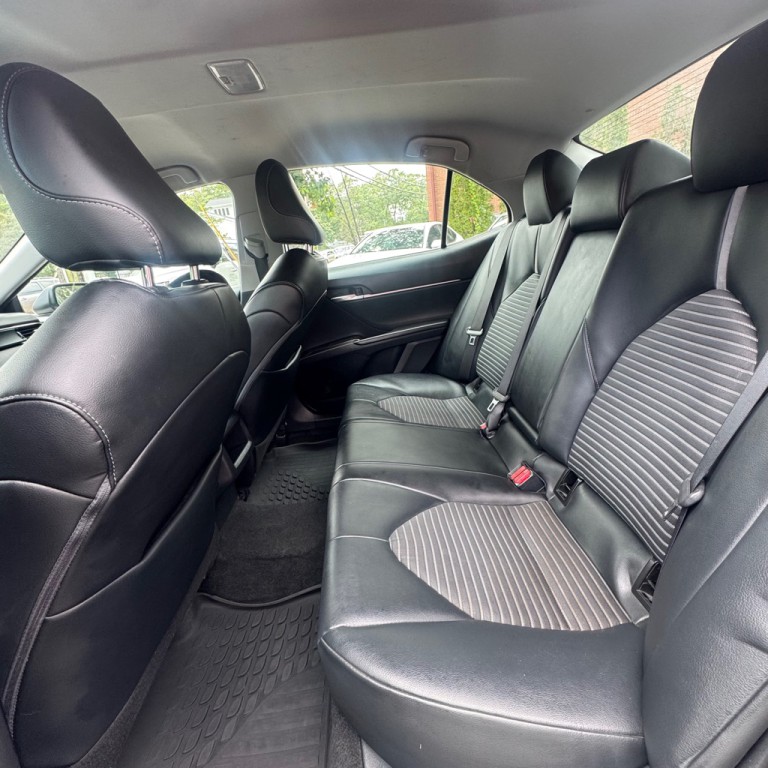 2021 Toyota Camry Image 10