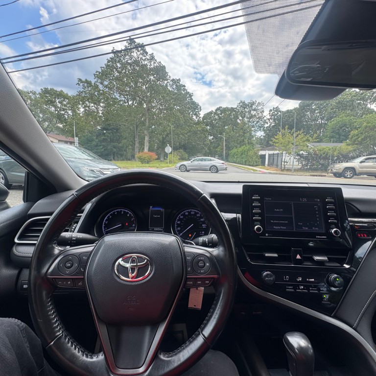 2021 Toyota Camry Image 18