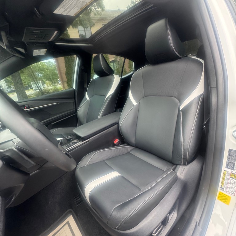 2025 Toyota Camry Image 17