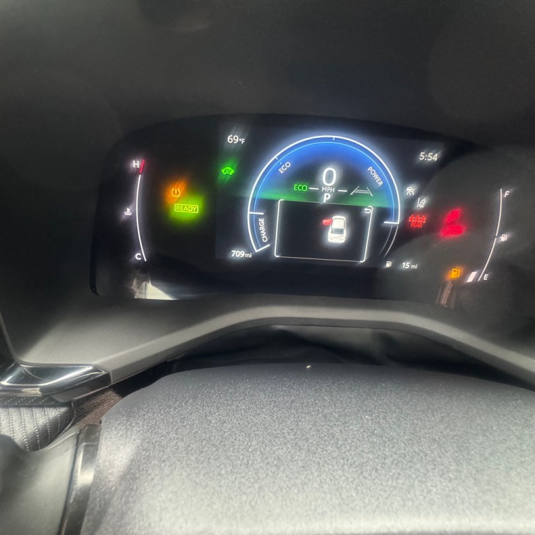 2025 Toyota Camry Image 19