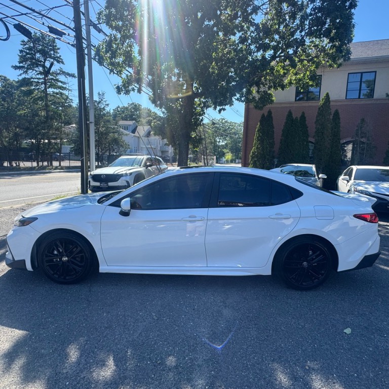 2025 Toyota Camry Image 3