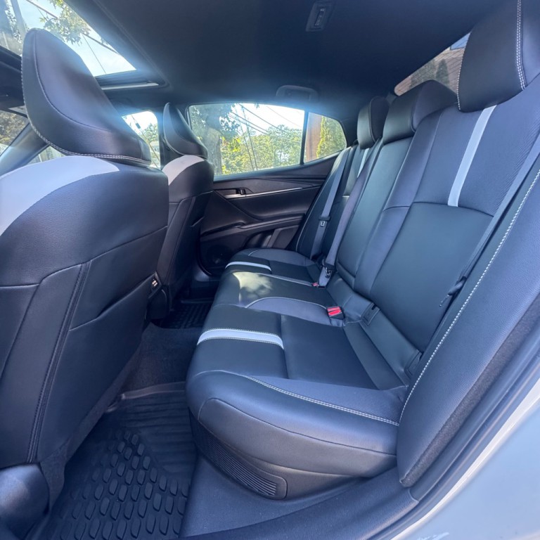 2025 Toyota Camry Image 11