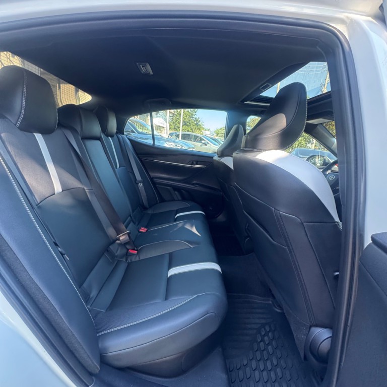2025 Toyota Camry Image 13