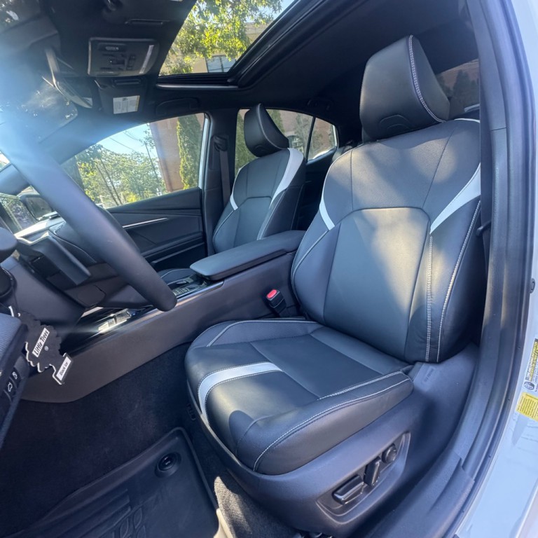2025 Toyota Camry Image 17