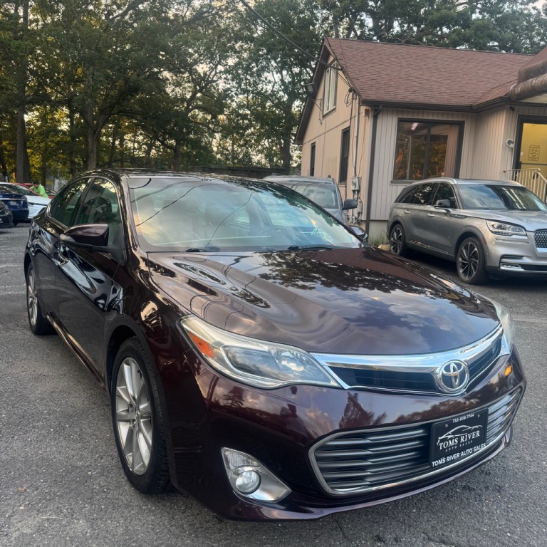 2014 Toyota Avalon Image 8
