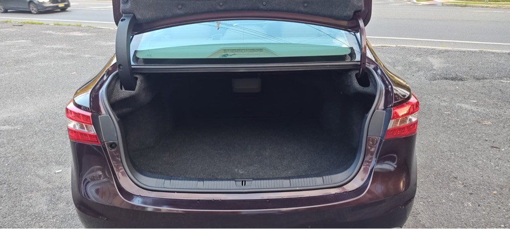 2014 Toyota Avalon Image 9