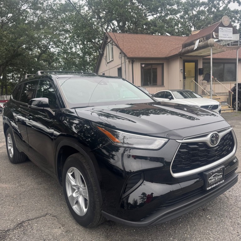 2022 Toyota Highlander Image 8