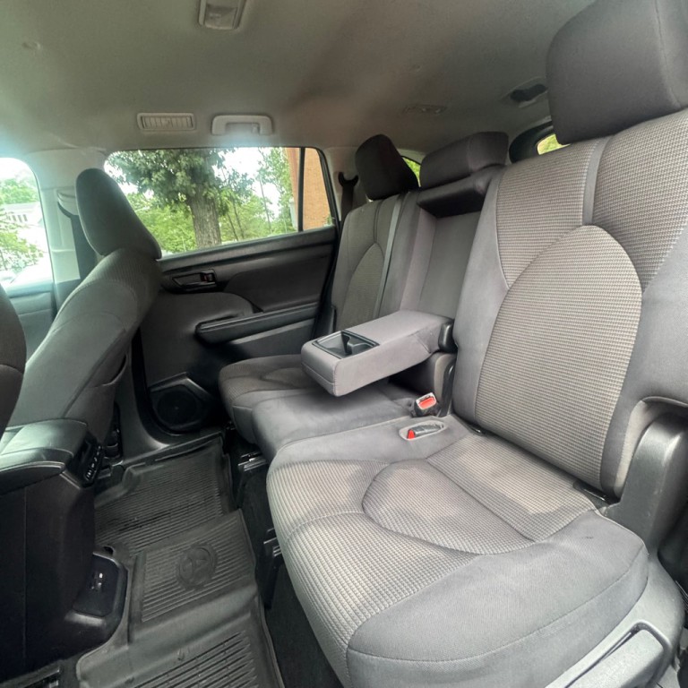 2022 Toyota Highlander Image 12
