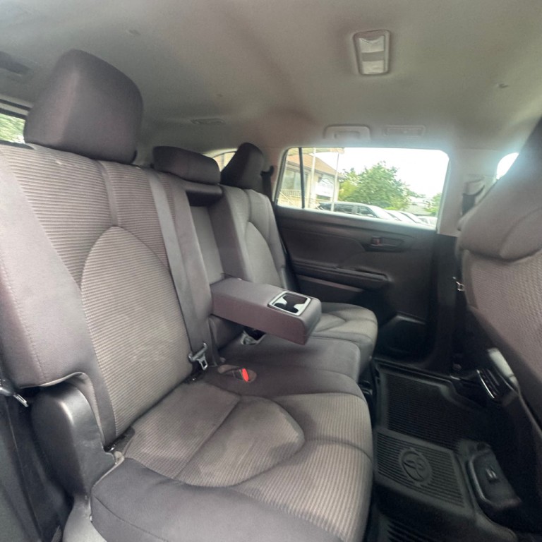 2022 Toyota Highlander Image 15
