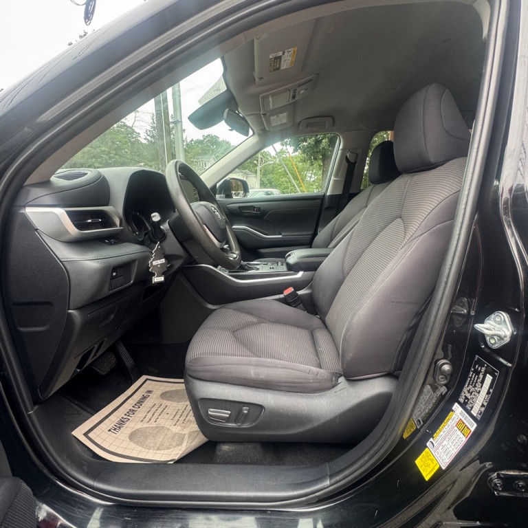 2022 Toyota Highlander Image 21