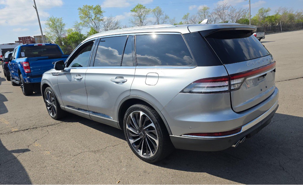 2020 Lincoln Aviator Image 6