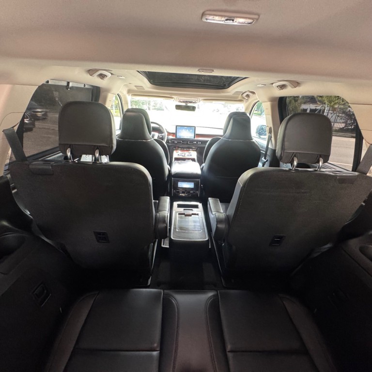 2020 Lincoln Aviator Image 10