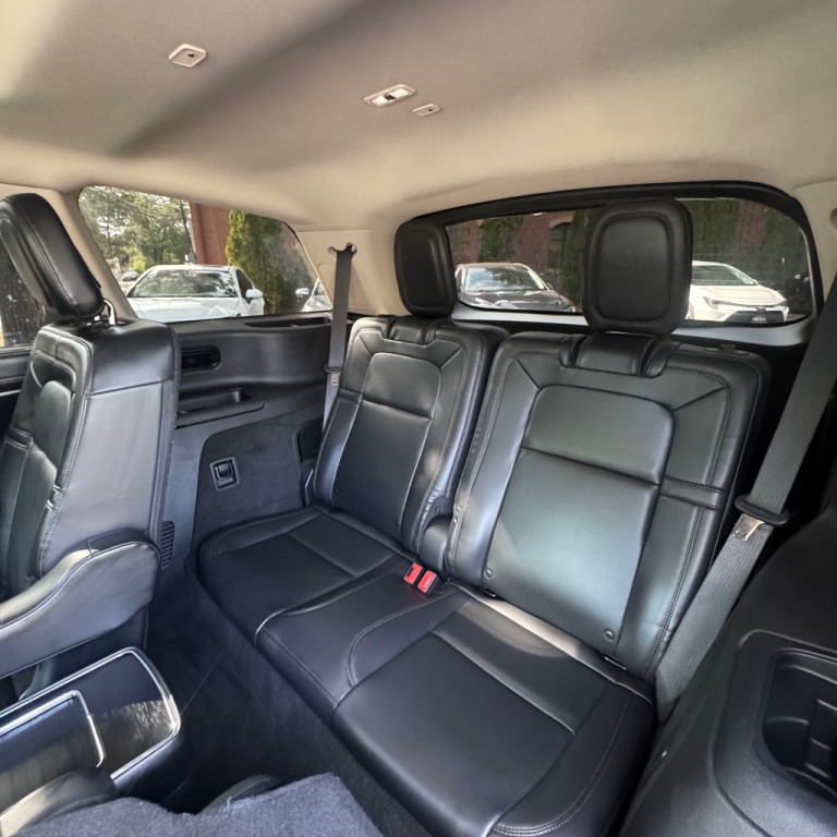 2020 Lincoln Aviator Image 11