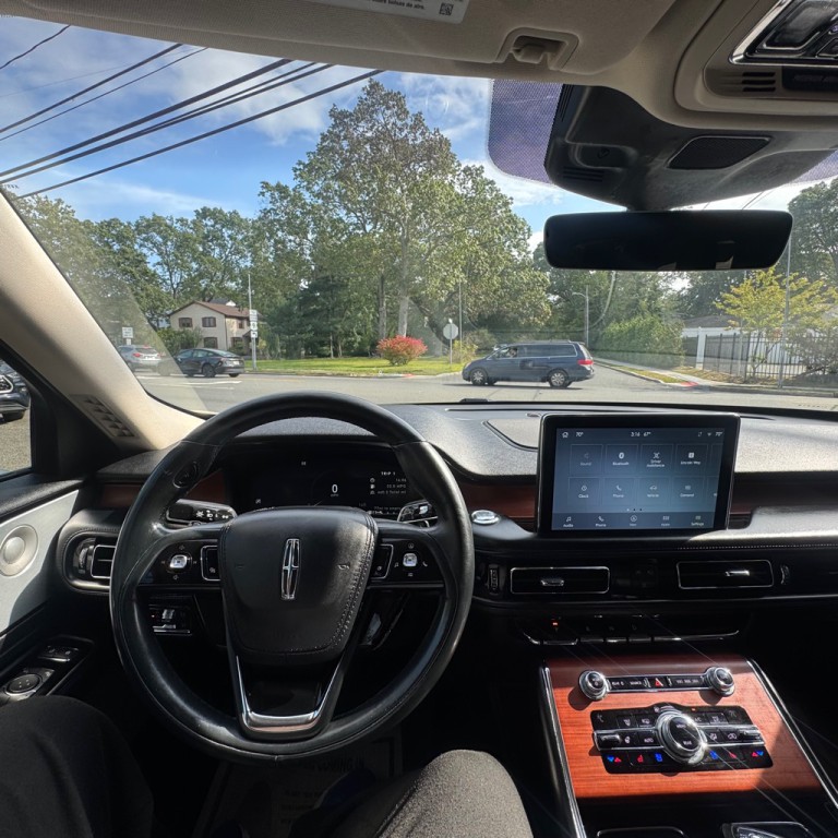 2020 Lincoln Aviator Image 23