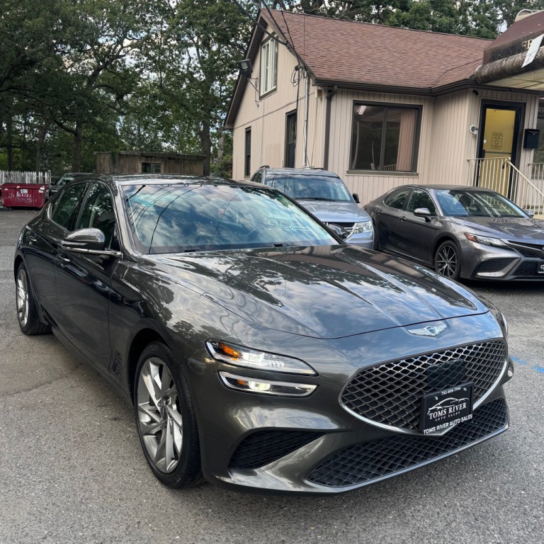 2022 Genesis G70 Image 8