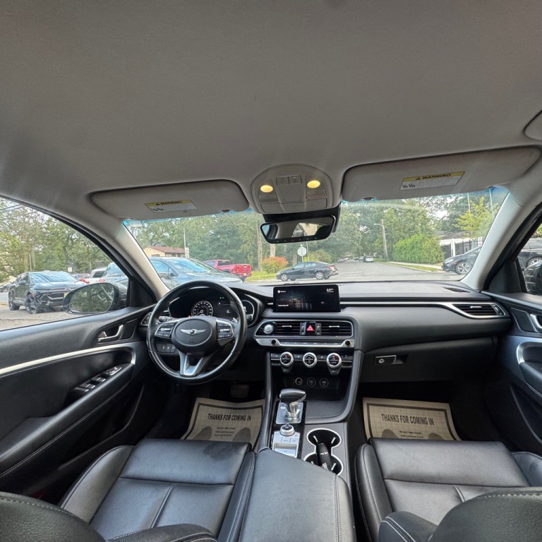 2022 Genesis G70 Image 14