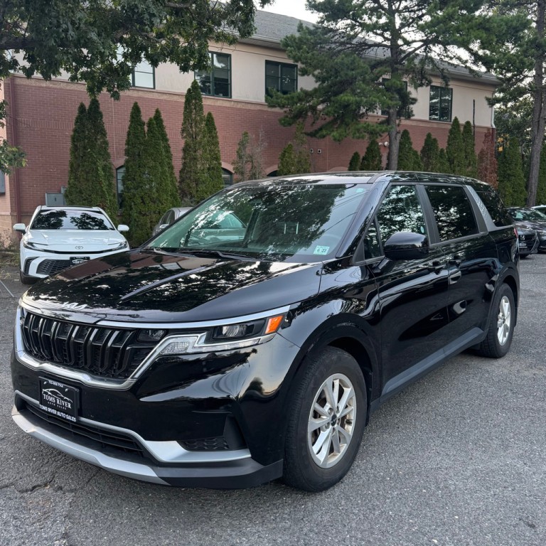 2022 Kia Carnival Image 2