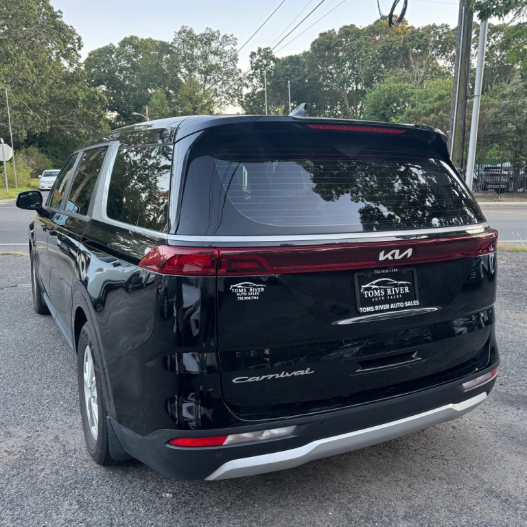 2022 Kia Carnival Image 4