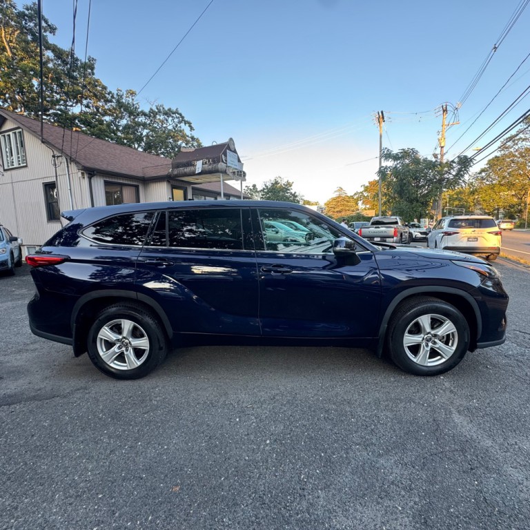 2022 Toyota Highlander Image 7
