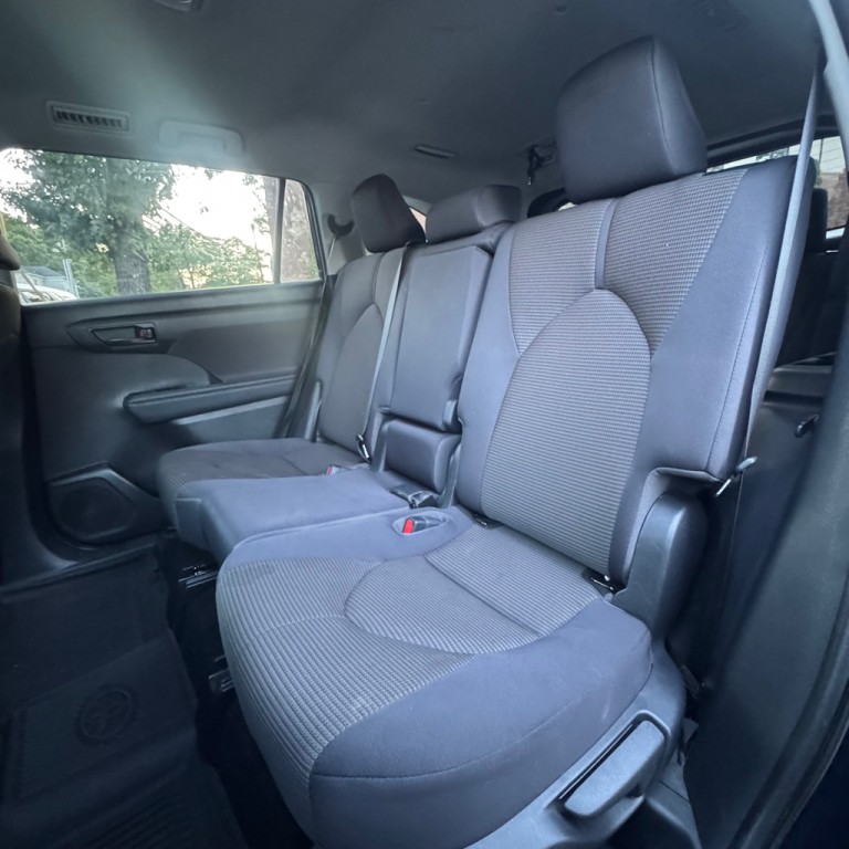 2022 Toyota Highlander Image 12