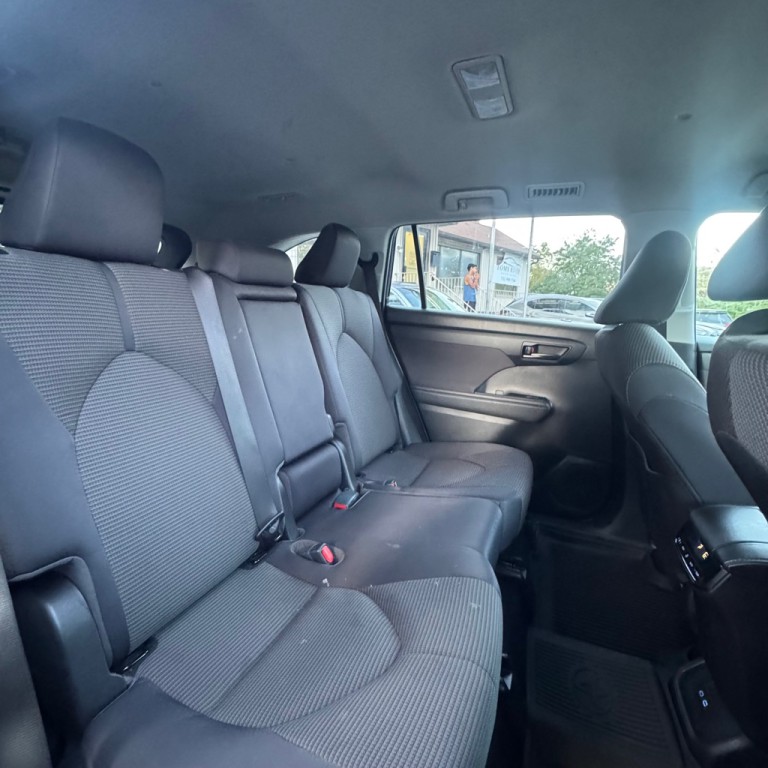 2022 Toyota Highlander Image 15