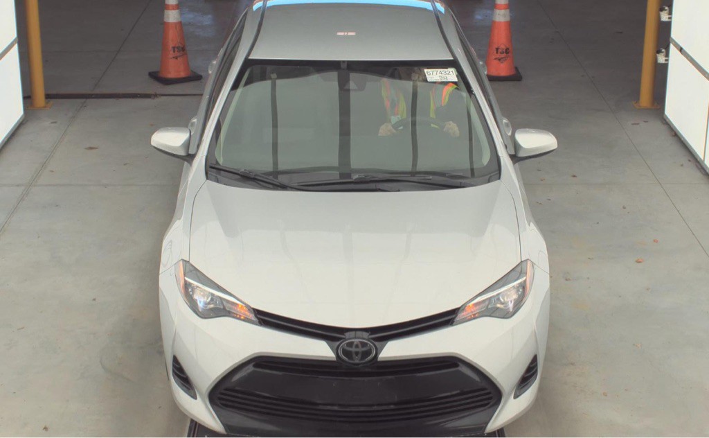 2018 Toyota Corolla Image 2