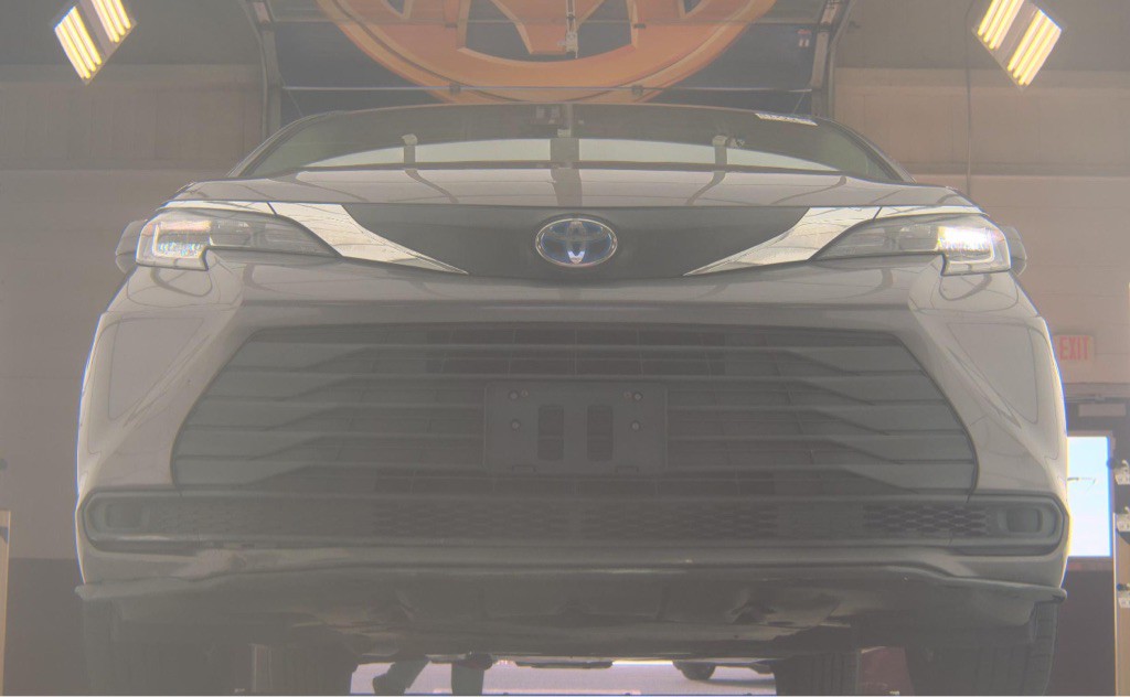 2021 Toyota Sienna Image 14