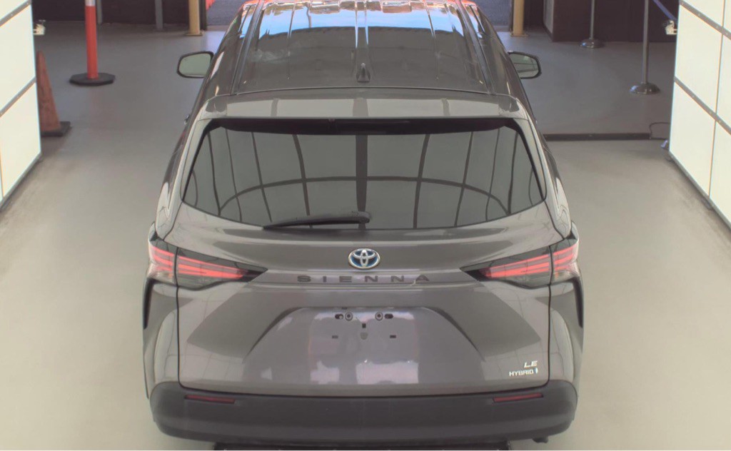 2021 Toyota Sienna Image 17