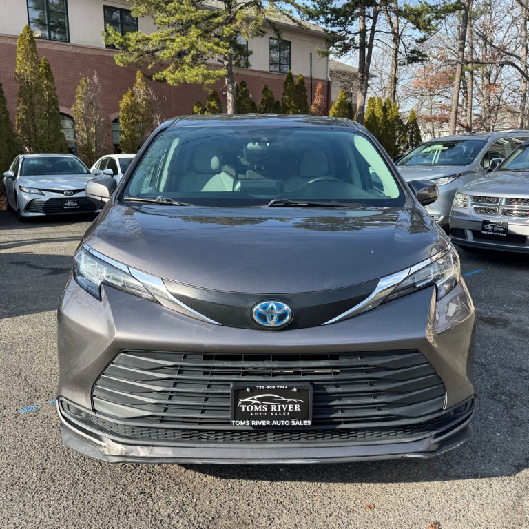 2021 Toyota Sienna Image 8