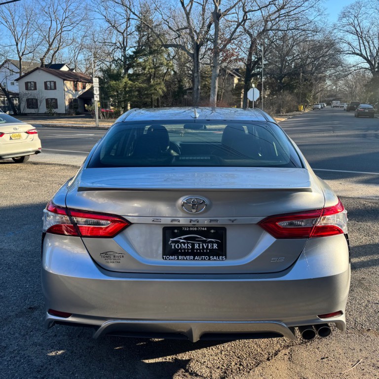 2020 Toyota Camry Image 4