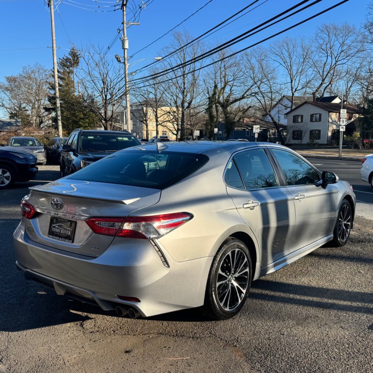 2020 Toyota Camry Image 5