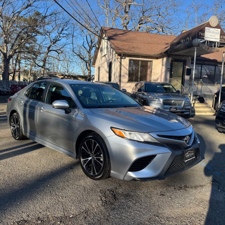 2020 Toyota Camry Image 7