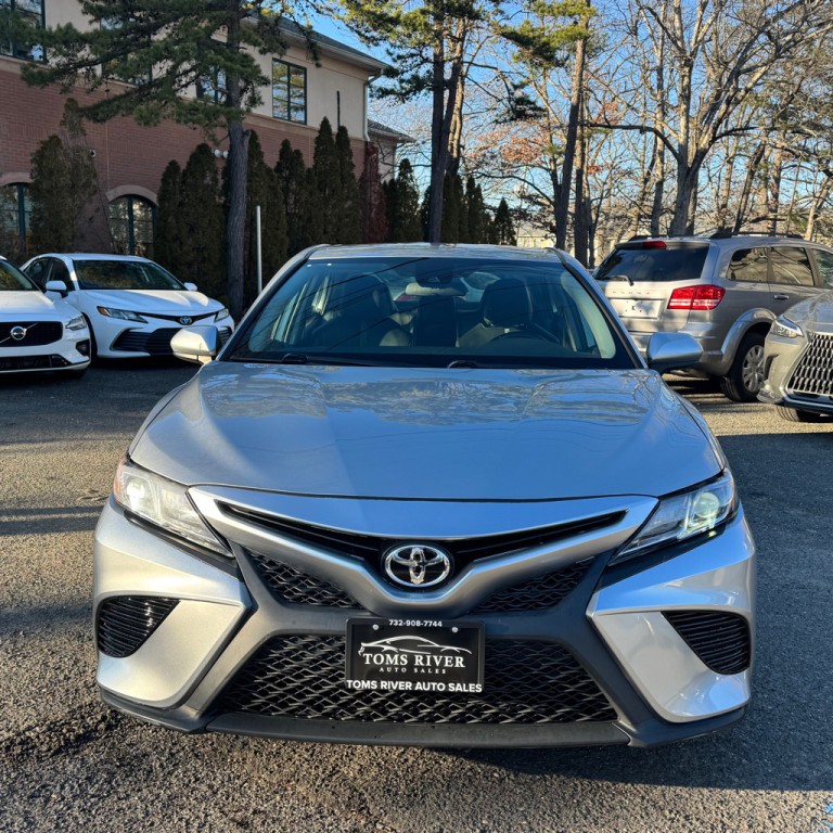 2020 Toyota Camry Image 8