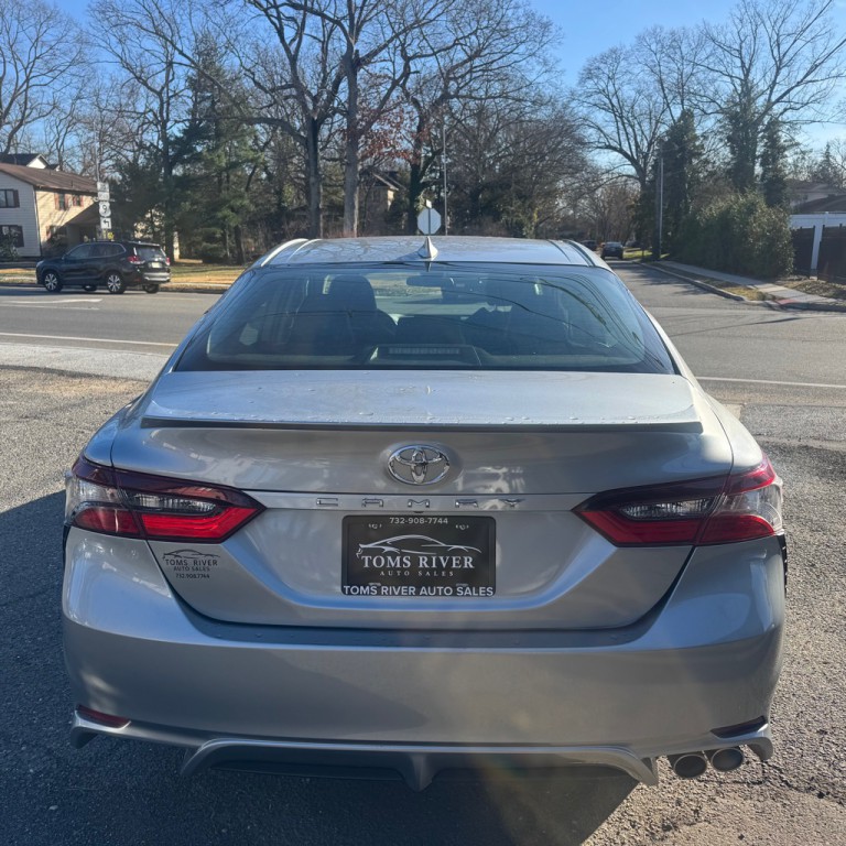 2022 Toyota Camry Image 4