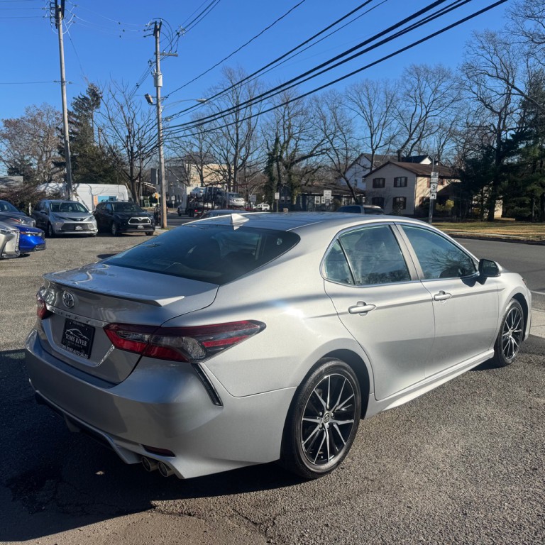 2022 Toyota Camry Image 5