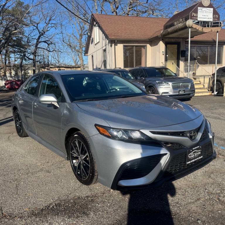 2022 Toyota Camry Image 7