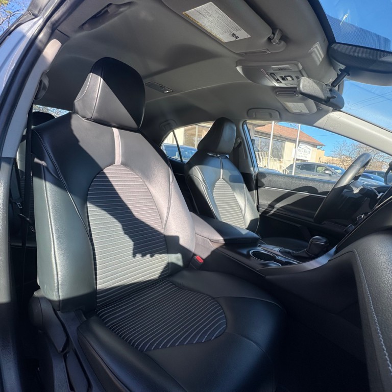 2022 Toyota Camry Image 15