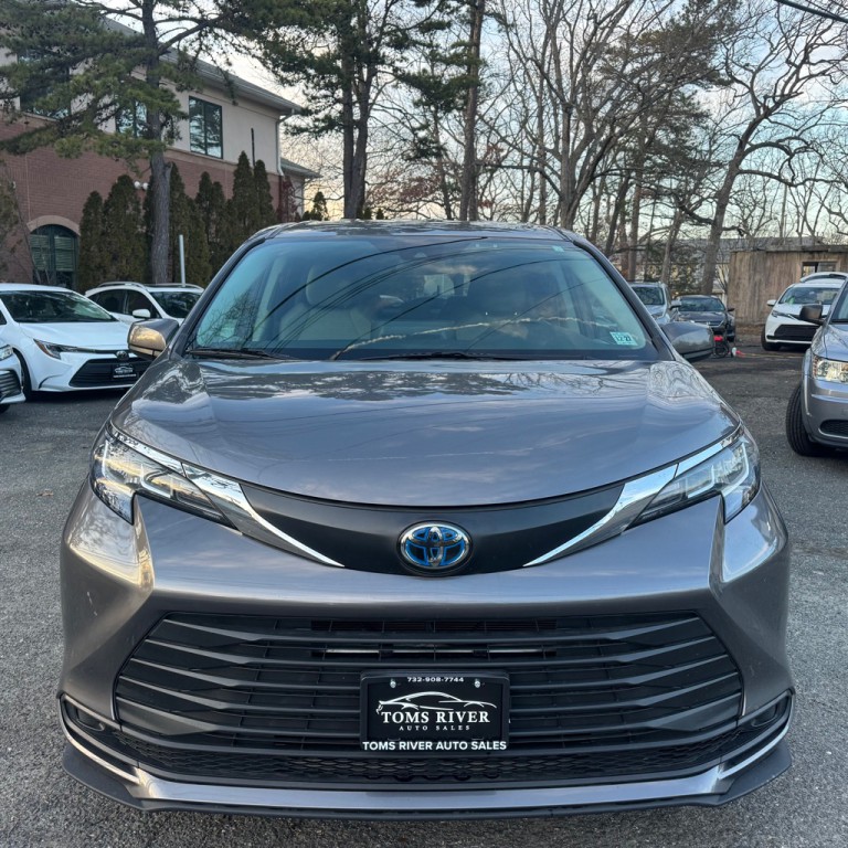 2022 Toyota Sienna Image 8