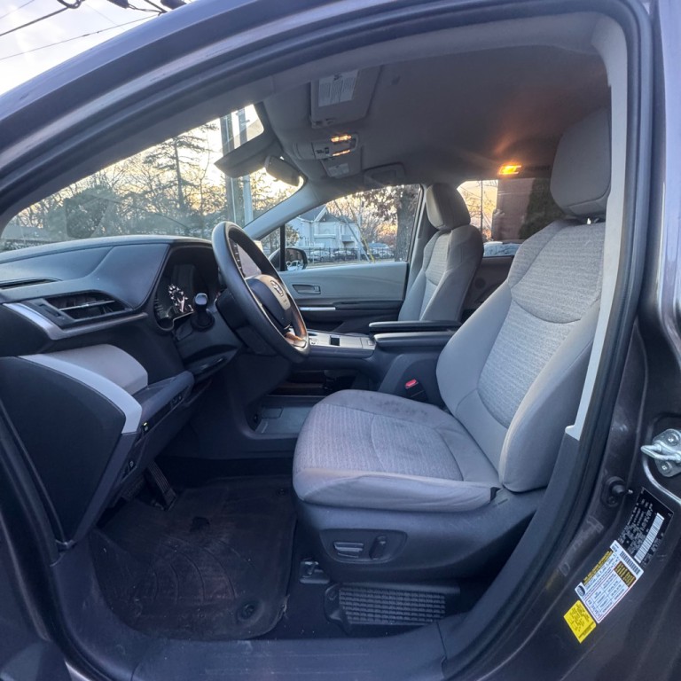 2022 Toyota Sienna Image 21